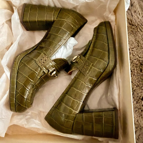 New in box - Sezane Juliane heeled loafers - size 39 or US 8 - Picture 2 of 7